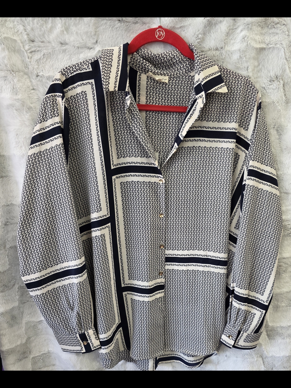 eesome Black & Cream Printed Button-Up Shirt